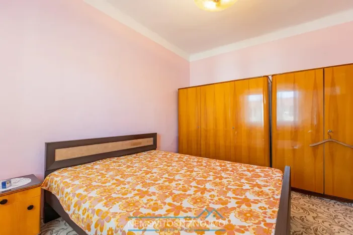 Prodej rodinného domu, Kuchařovice, Ke Kapličce, 189 m2