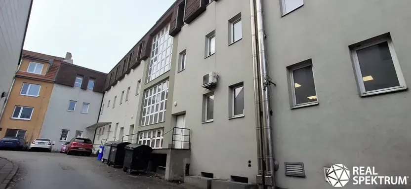 Pronájem kanceláře, Boskovice, nám. Dr. Snětiny, 100 m2