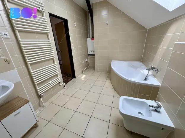 Pronájem kanceláře, Karviná, Rudé armády, 92 m2