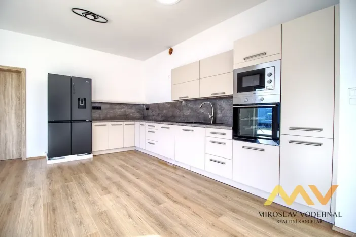 Pronájem rodinného domu, Hradec Králové - Svobodné Dvory, Milana Morávka, 121 m2