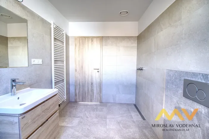 Pronájem rodinného domu, Hradec Králové - Svobodné Dvory, Milana Morávka, 121 m2