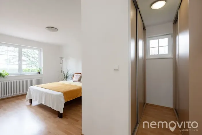 Prodej vily, Křížkový Újezdec, 412 m2