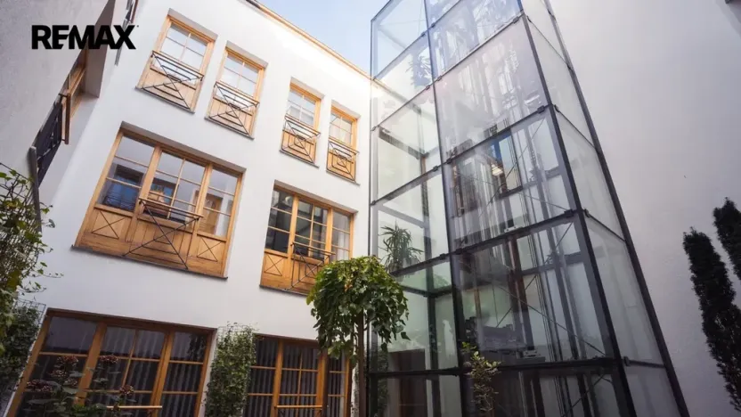 Pronájem kanceláře, Hradec Králové, Malé náměstí, 79 m2