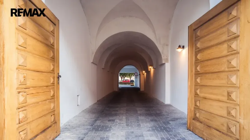 Pronájem kanceláře, Hradec Králové, Malé náměstí, 79 m2