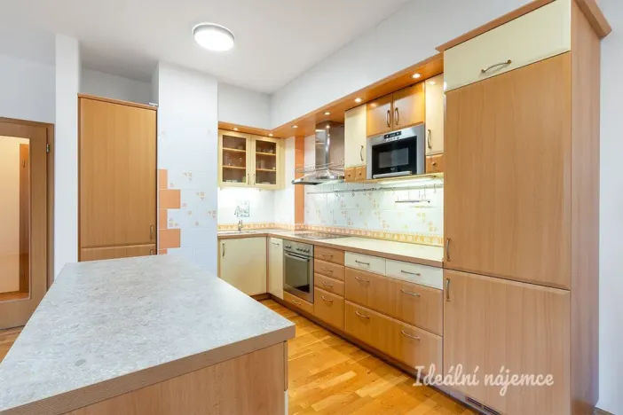 Pronájem bytu 2+kk, Praha - Vokovice, Tibetská, 69 m2