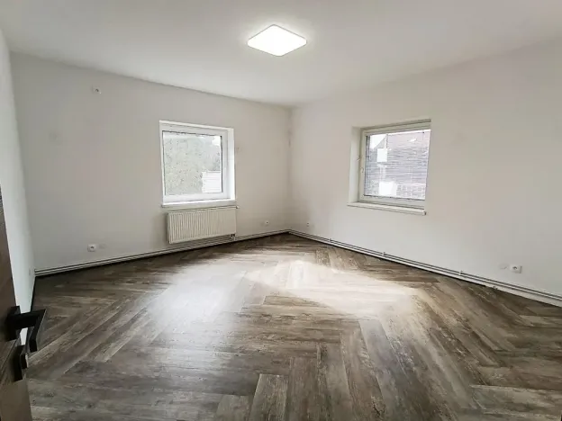 Pronájem skladu, Praha - Březiněves, Na hlavní, 331 m2