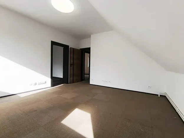 Pronájem skladu, Praha - Březiněves, Na hlavní, 331 m2