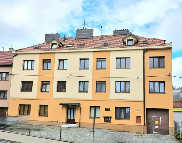 Pronájem bytu 2+kk, Uherské Hradiště - Mařatice, 1. máje, 46 m2