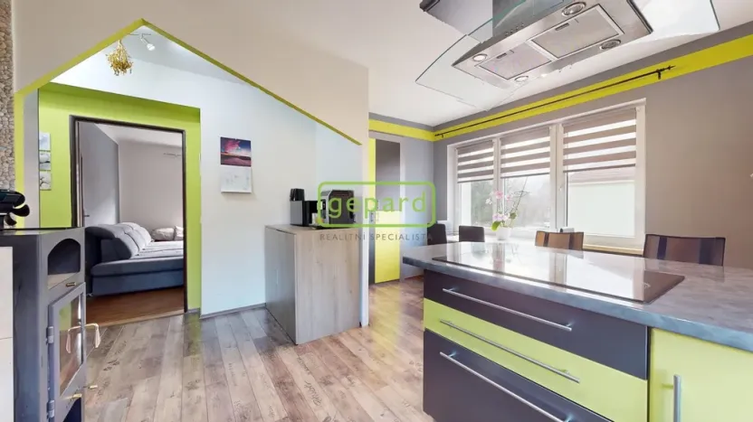 Prodej bytu 2+1, Okna, 60 m2