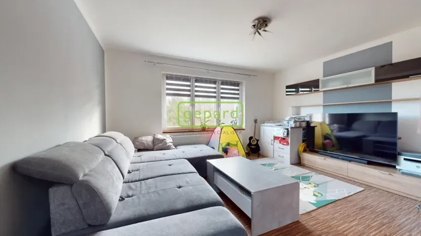 Prodej bytu 2+1, Okna, 60 m2