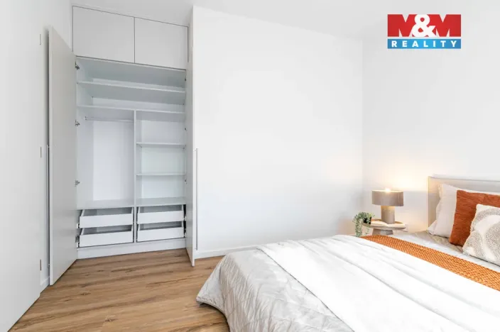 Pronájem bytu 2+kk, Kladno - Dubí, Ke křížku, 45 m2