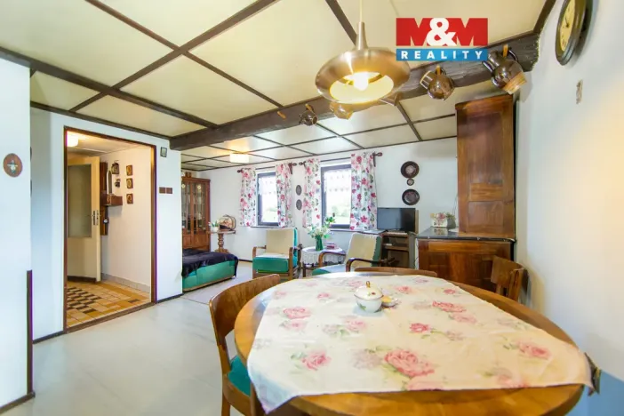 Prodej chalupy, Kolinec - Tajanov, 141 m2