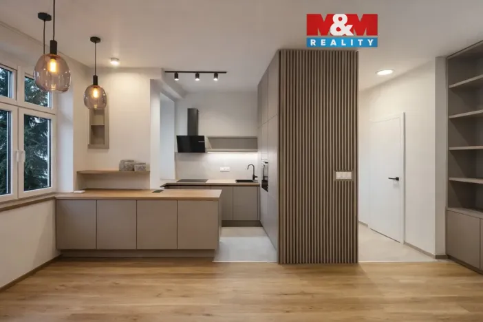 Pronájem bytu 2+kk, Praha - Bubeneč, Podbabská, 64 m2