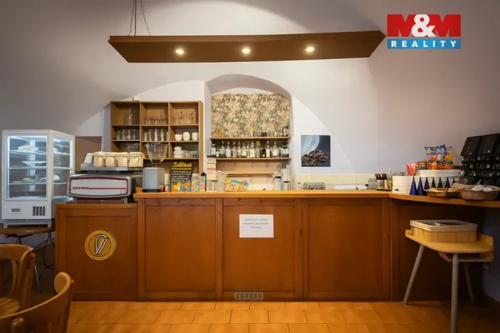 Prodej restaurace, Jílové u Prahy, Masarykovo náměstí, 68 m2