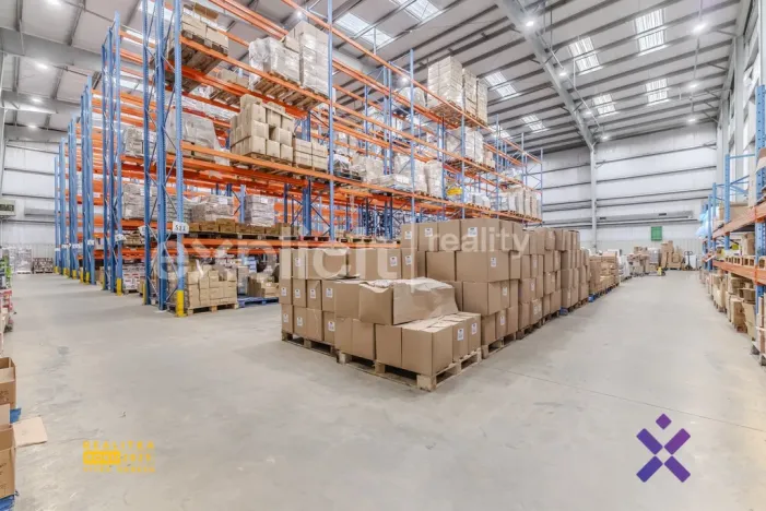 Prodej výrobních prostor, Zlín - Malenovice, třída 3. května, 3394 m2