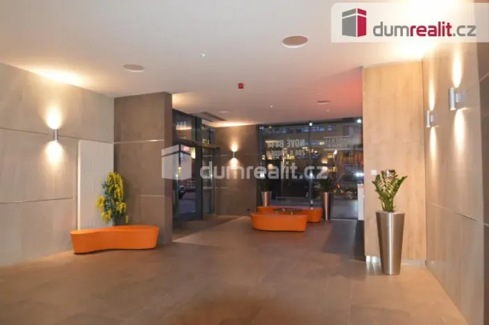 Pronájem bytu 1+kk, Praha - Žižkov, Olšanská, 37 m2