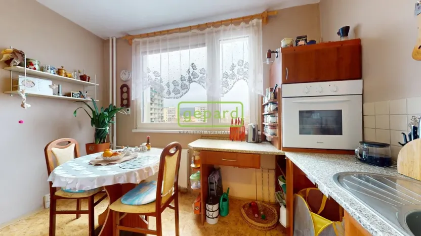 Prodej bytu 2+1, Děčín, Oblouková, 61 m2