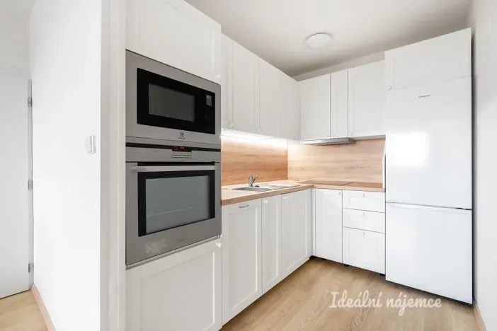 Pronájem bytu 2+kk, Praha - Řepy, Na chobotě, 45 m2