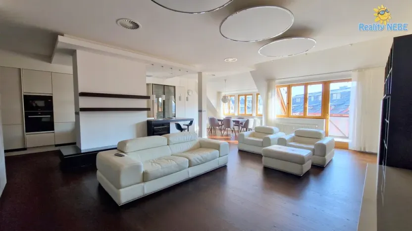 Pronájem bytu 3+kk, Praha - Veleslavín, Na okraji, 200 m2