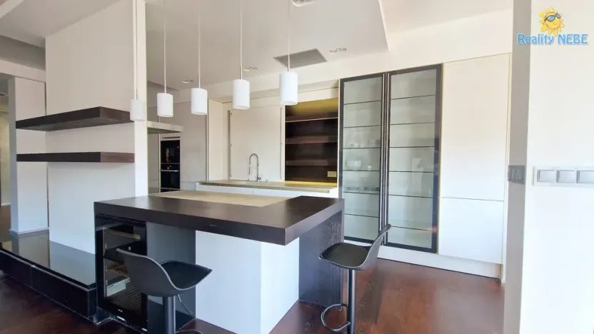 Pronájem bytu 3+kk, Praha - Veleslavín, Na okraji, 200 m2