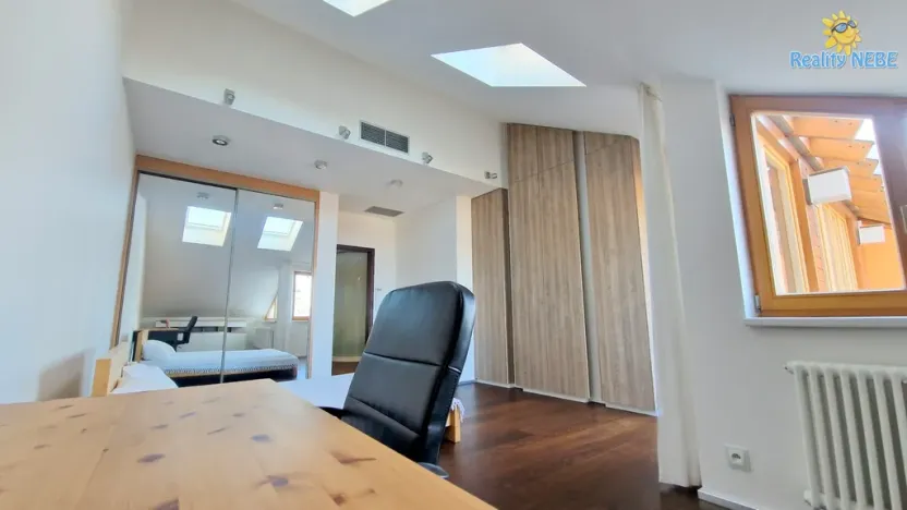 Pronájem bytu 3+kk, Praha - Veleslavín, Na okraji, 200 m2