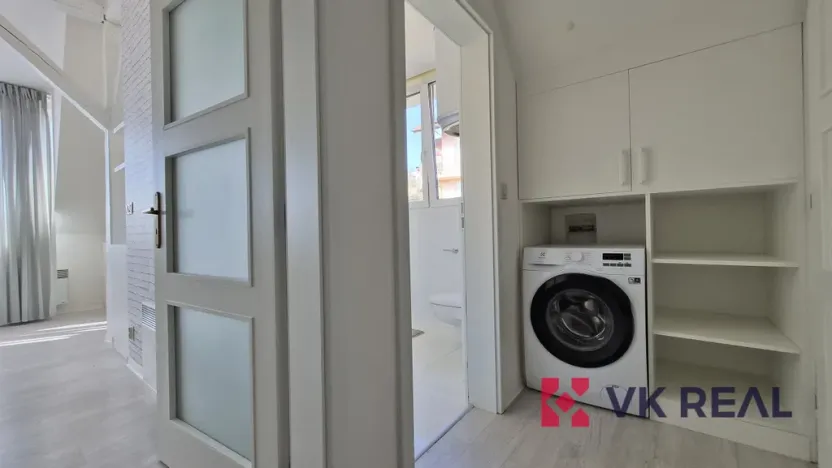 Pronájem bytu 1+kk, Praha - Braník, Branická, 50 m2