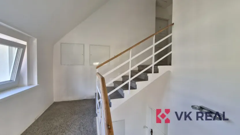 Pronájem bytu 1+kk, Praha - Braník, Branická, 50 m2