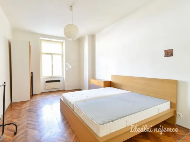 Pronájem bytu 2+kk, Praha - Žižkov, Čajkovského, 47 m2