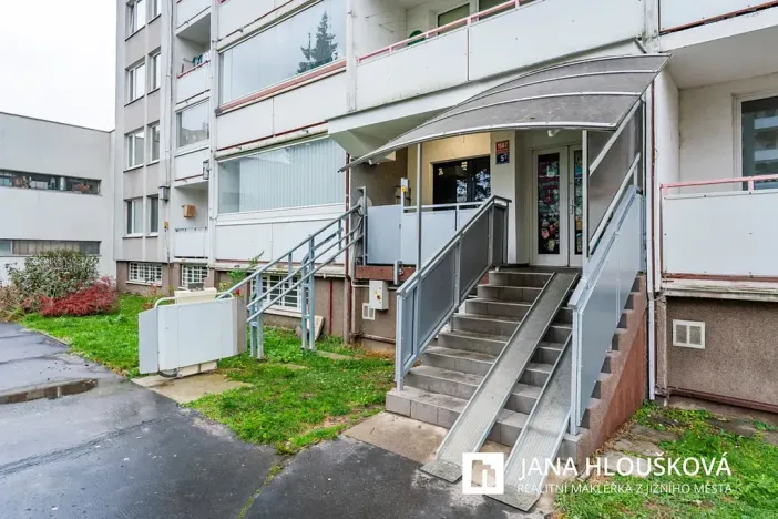 Pronájem bytu 3+1, Praha - Chodov, Bachova, 67 m2