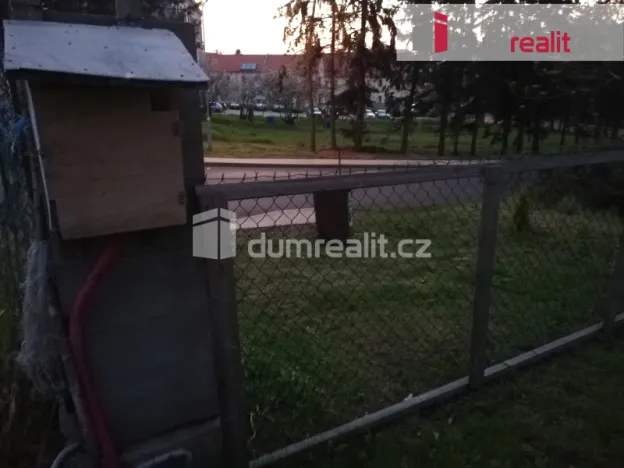 Pronájem pozemku, Modlany, 1168 m2