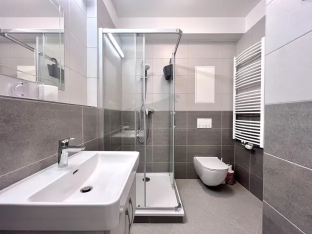 Pronájem bytu 1+kk, Praha - Dolní Měcholupy, Honzíkova, 25 m2