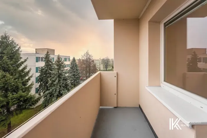 Prodej bytu 3+1, Znojmo, Dukelských bojovníků, 72 m2