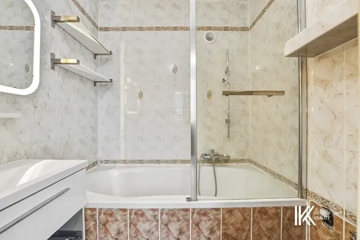 Prodej bytu 3+1, Znojmo, Dukelských bojovníků, 72 m2