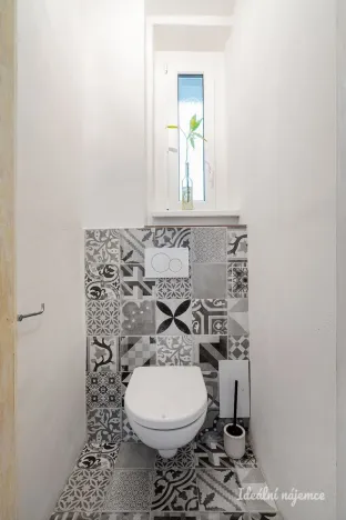 Pronájem bytu 2+1, Praha - Nusle, Na Jezerce, 49 m2