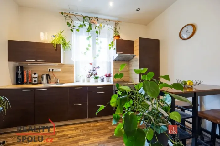 Prodej bytu 2+1, Hradec Králové, Okružní, 50 m2