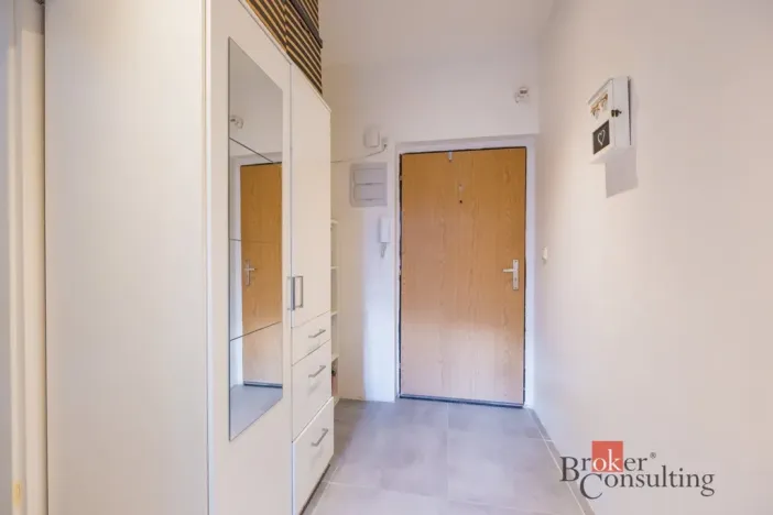 Prodej bytu 2+1, Hradec Králové, Okružní, 50 m2