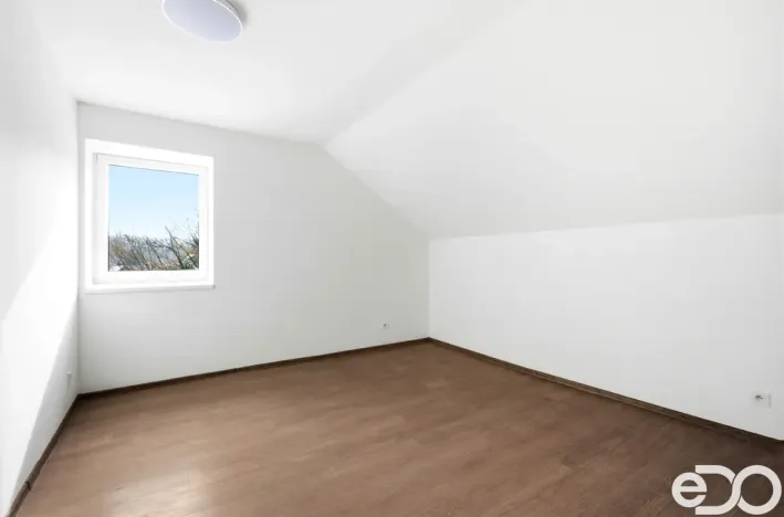 Prodej vícegeneračního domu, Koryta, 232 m2