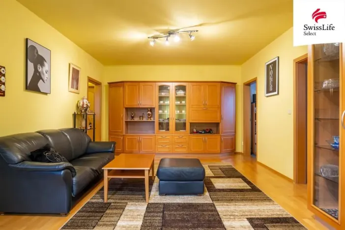 Prodej bytu 3+1, Nupaky, Slunečná, 75 m2