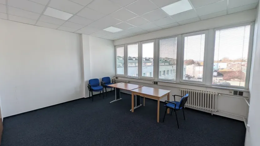 Pronájem kanceláře, Brno - Horní Heršpice, Traťová, 22 m2