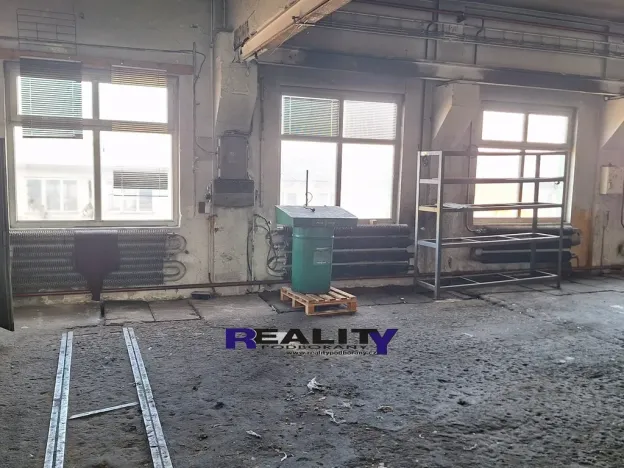 Pronájem výrobních prostor, Vroutek, Vidhostická, 1082 m2