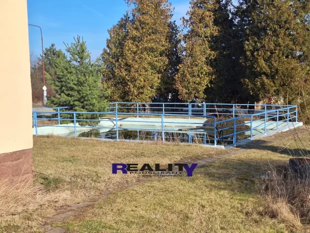 Pronájem výrobních prostor, Vroutek, Vidhostická, 1082 m2