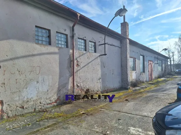 Pronájem výrobních prostor, Vroutek, Vidhostická, 1082 m2