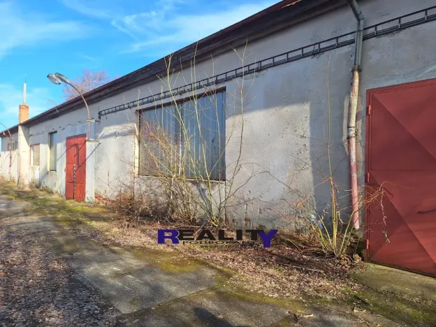 Pronájem výrobních prostor, Vroutek, Vidhostická, 1082 m2