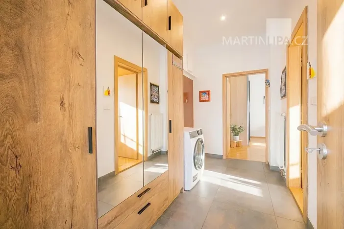 Prodej bytu 2+kk, Praha - Michle, Sedlčanská, 58 m2