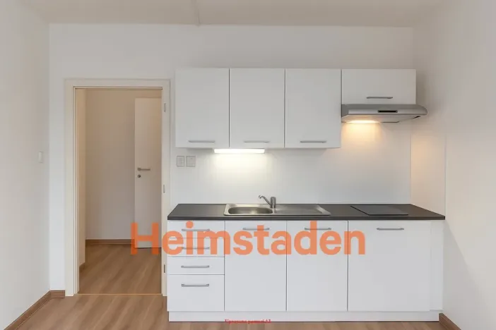 Pronájem bytu 2+kk, Orlová - Lutyně, Masarykova třída, 47 m2