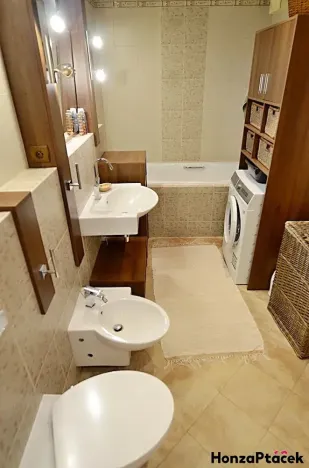 Pronájem bytu 3+kk, Praha - Prosek, Zubrnická, 81 m2