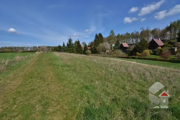 Prodej pozemku pro bydlení, Pucov, 2436 m2