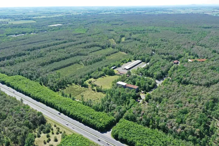 Prodej skladu, Hlavenec, 67248 m2