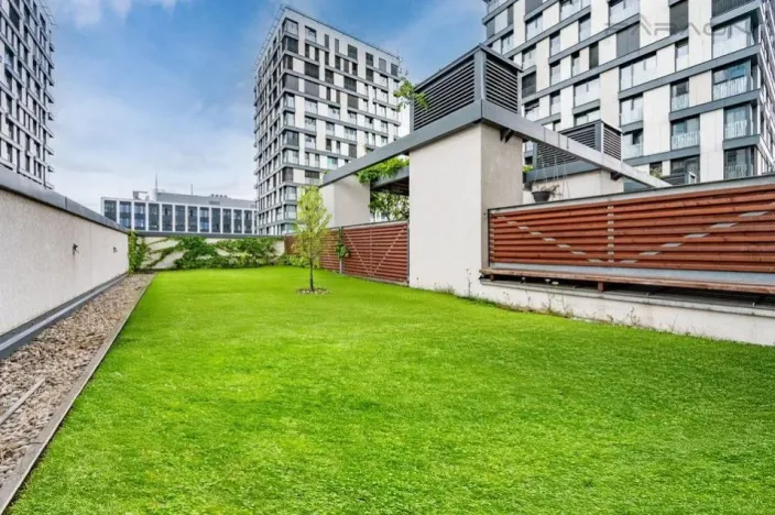 Prodej bytu 1+kk, Praha - Žižkov, Olšanská, 46 m2