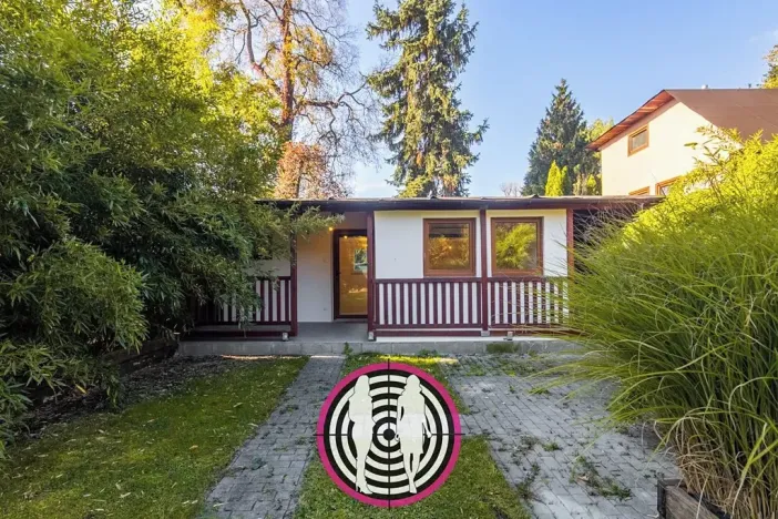 Prodej chaty, Praha, Menclova, 1 m2